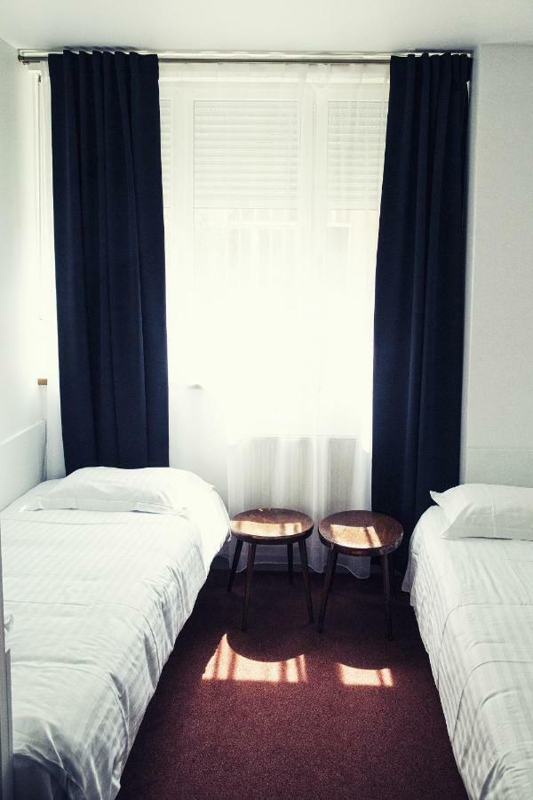 The Old Hotel Ravel Centre แคลร์มงต์-แฟร์รองด์ ภายนอก รูปภาพ
