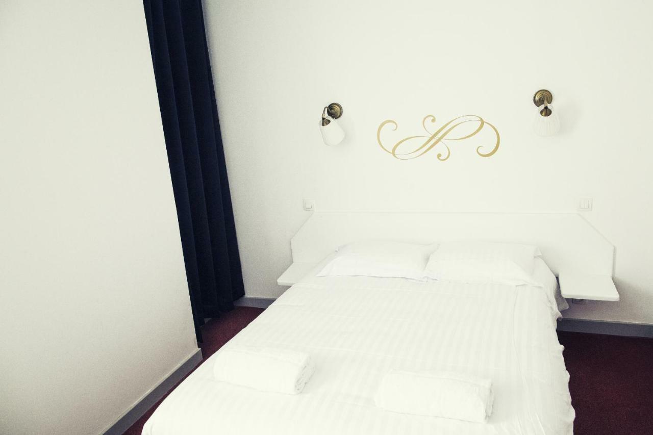 The Old Hotel Ravel Centre แคลร์มงต์-แฟร์รองด์ ภายนอก รูปภาพ